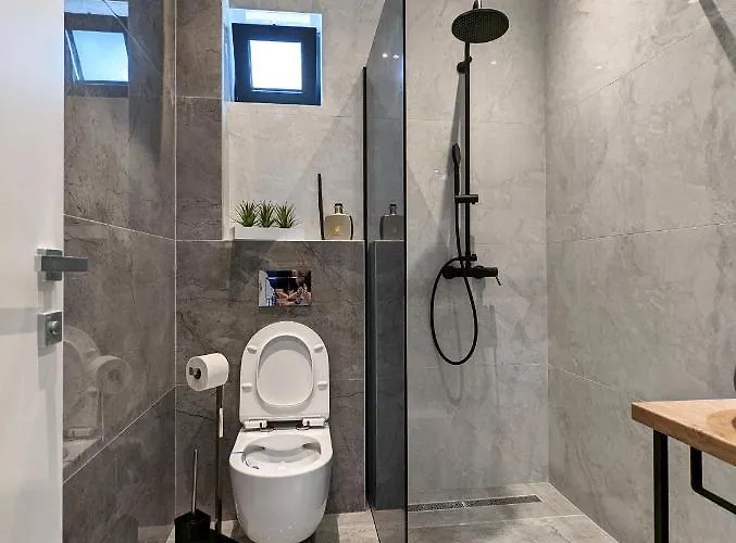 Beyond Breathtaking Modern Sir Perfect アパート *