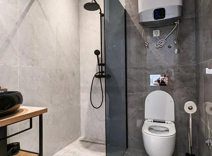 Beyond Breathtaking Modern Sir Perfect アパート